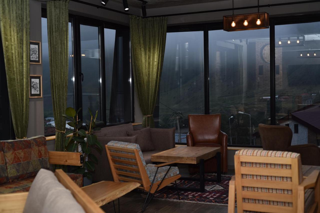 Northgate Hotel Kazbegi Екстер'єр фото